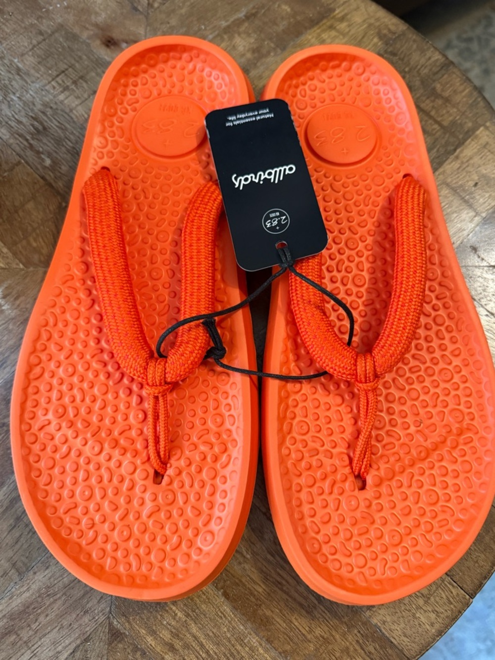 allbirds Sugar Zeffers 2 Thong Sandals Size 8 NWT